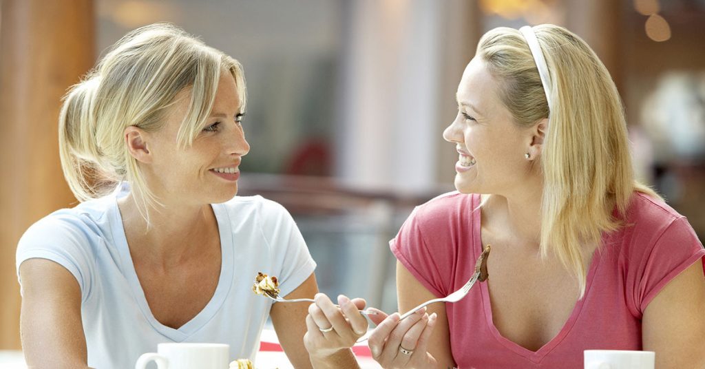 Two women make friends and learn a language